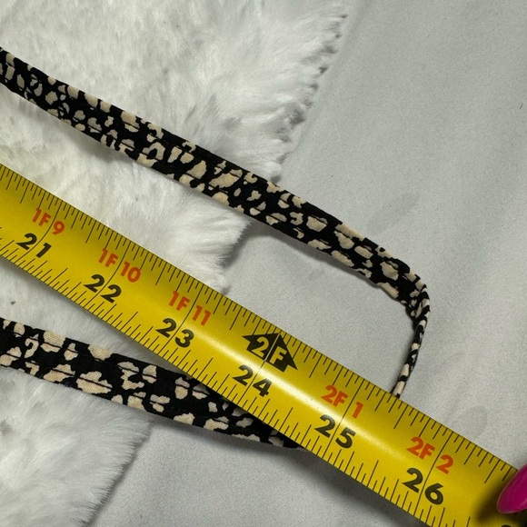 Vera Bradley Black & White Leopard Print Crossbody Shoulder Adjustable Neutral - Picture 4 of 13